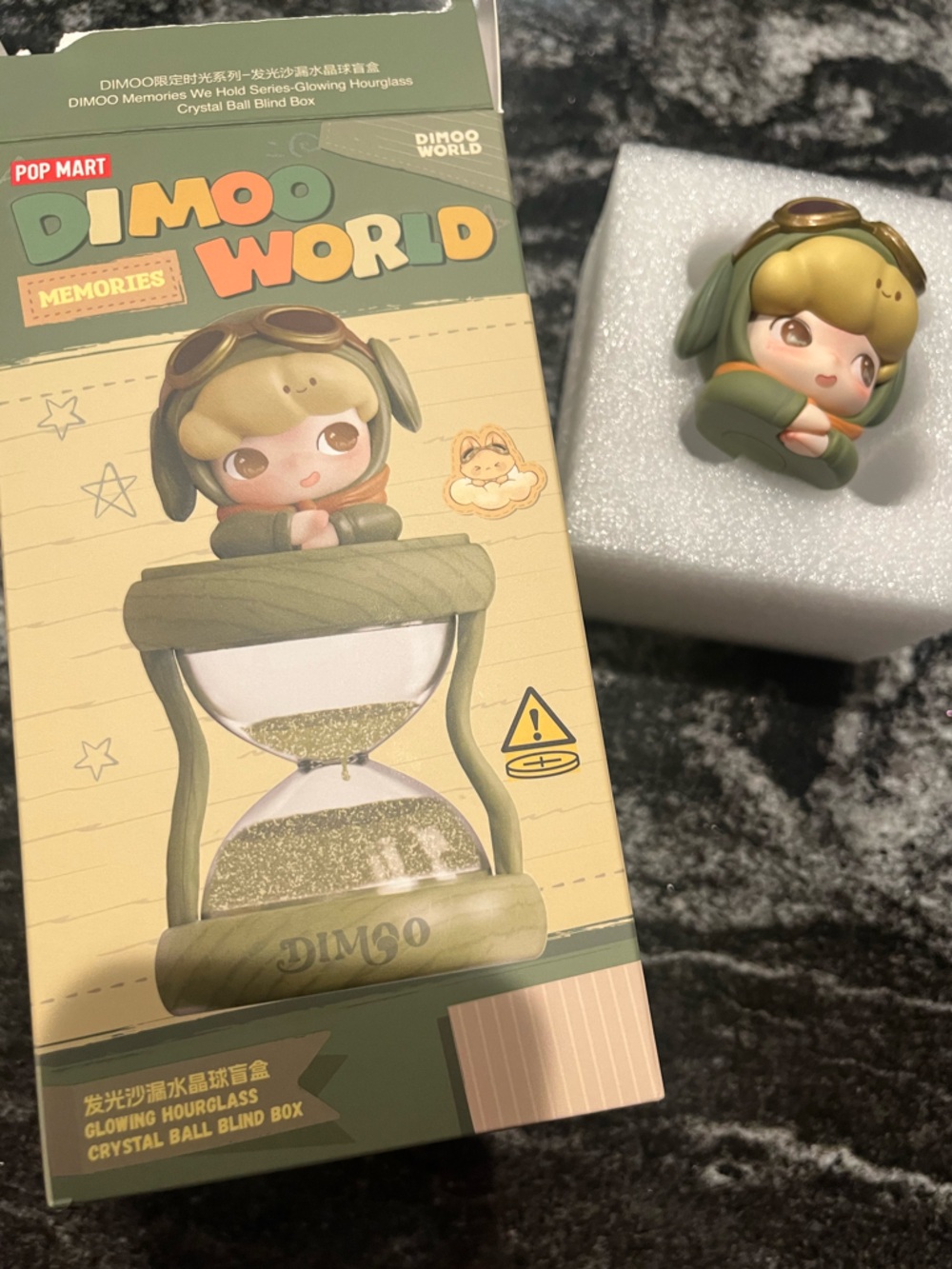 Pop Mart Dimoo World Memories Glowing Hourglass - Cosmic Dream